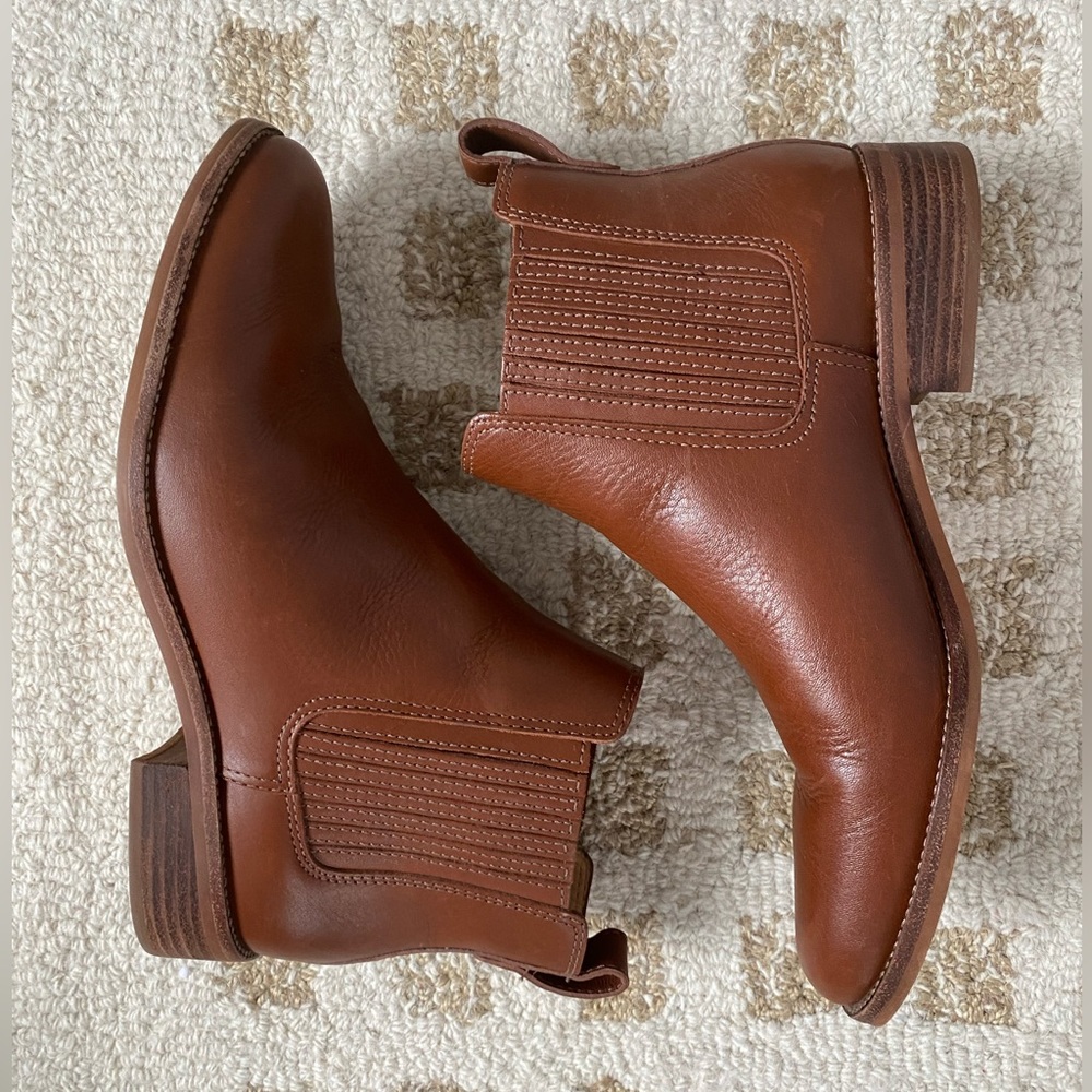 Madewell Ainsley Chelsea Boot size 8 womens